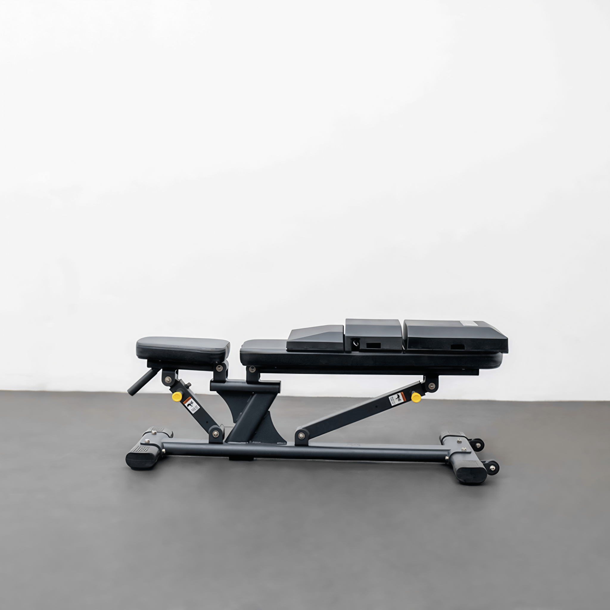 The Launch Pad x G206 Adjustable Bench Package - Advanced Muscle Mechanics + BodyKore